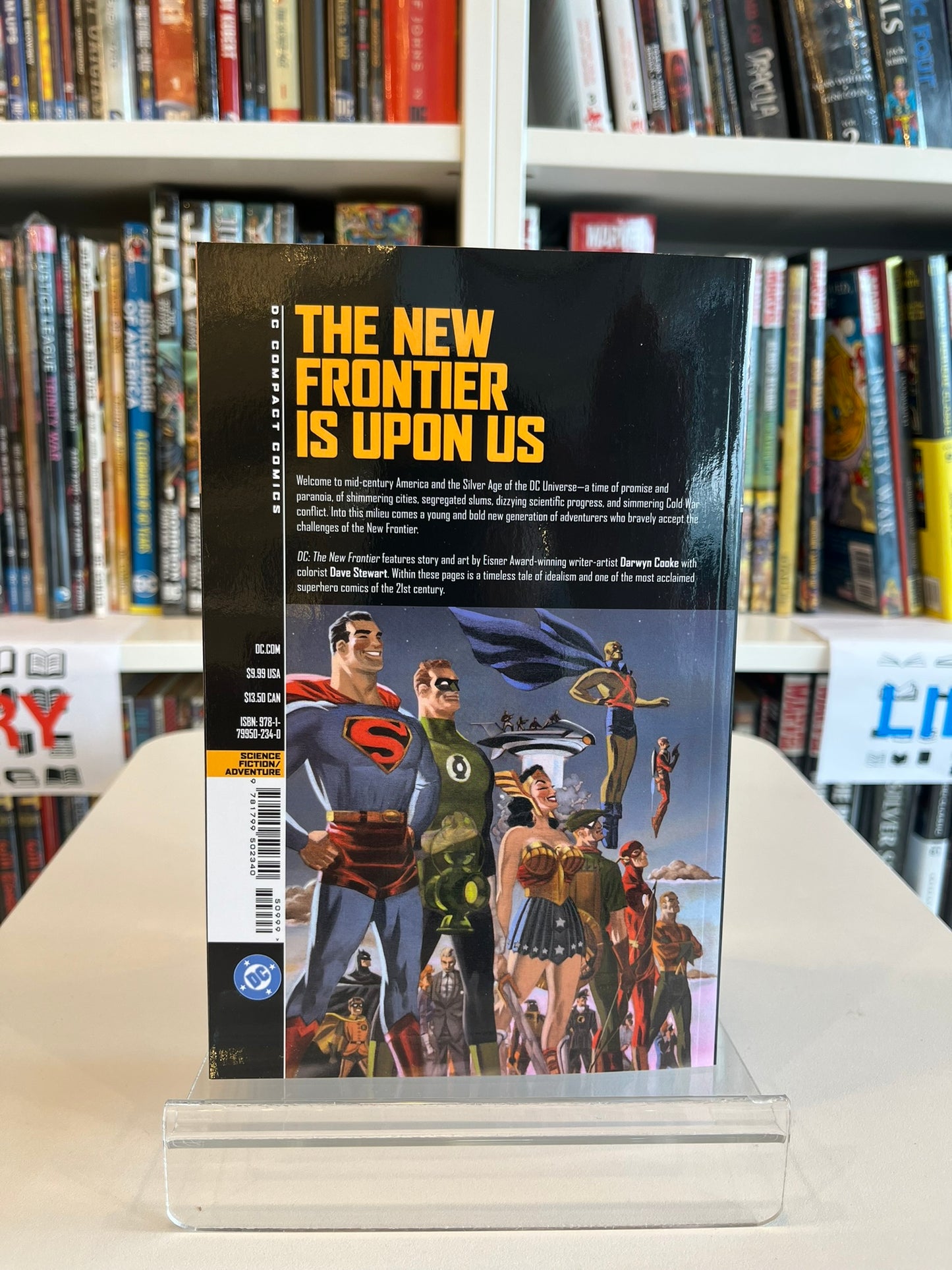 DC : THE NEW FRONTIER (COMPACT EDITION) (SC)
