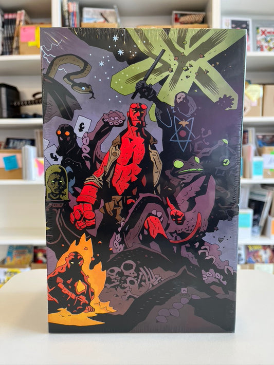 Hellboy Omnibus Boxed Set