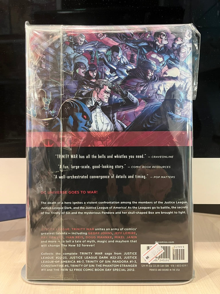 Justice League : Trinity War (HC)
