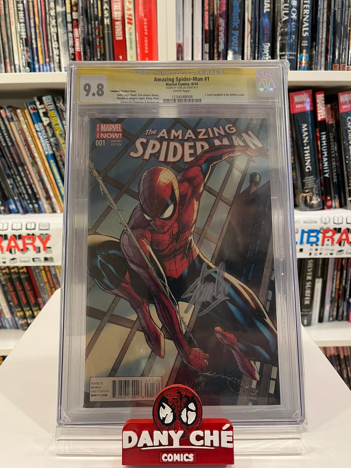 THE AMAZING SPIDER-MAN #1 CGC 9.8 - SIGNED BY STAN LEE