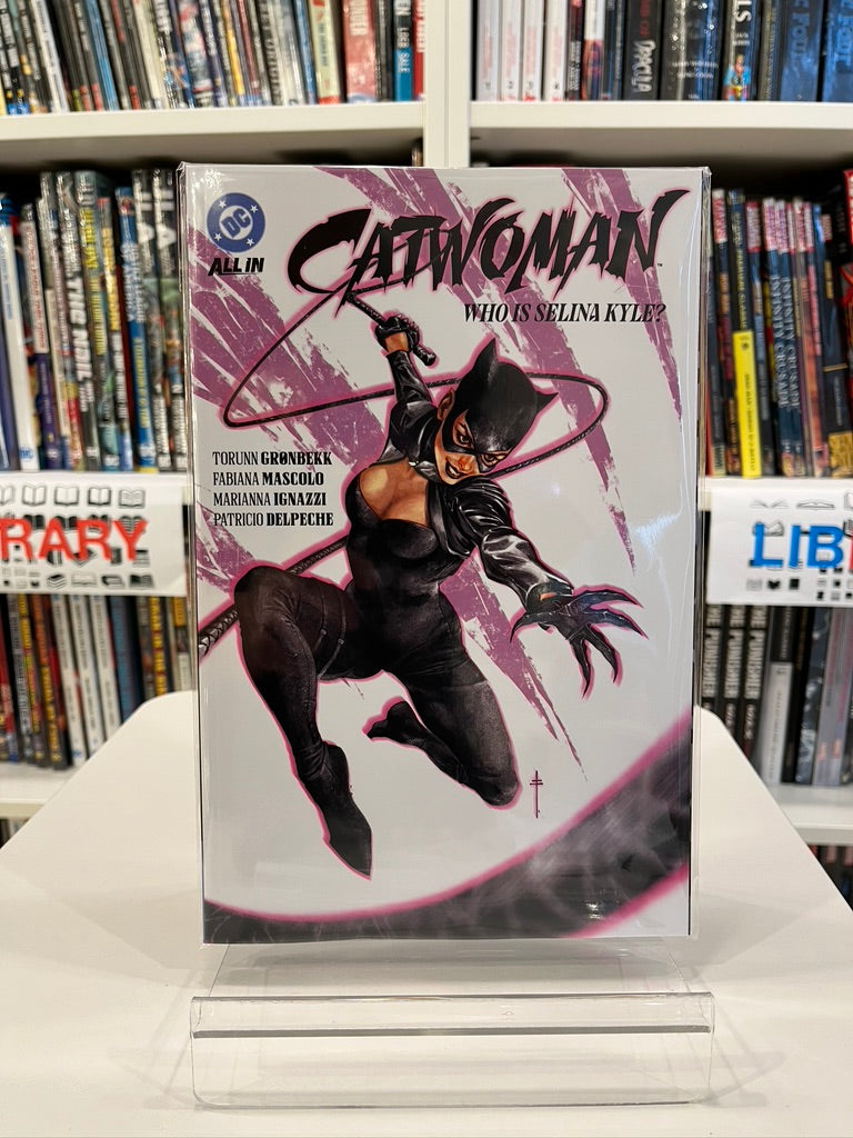 Catwoman Vol.1 : Who Is Selina Kyle (SC)