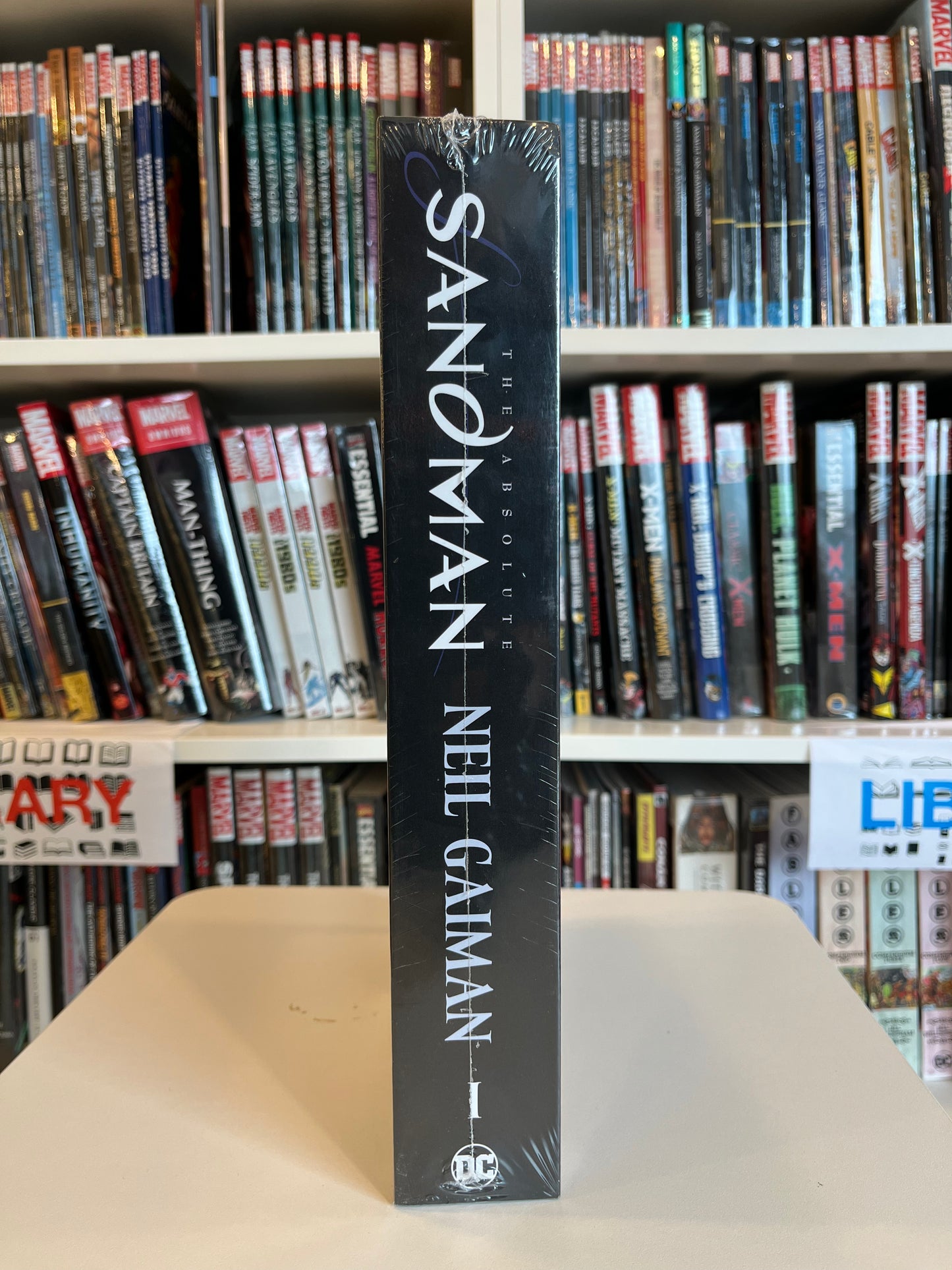 ABSOLUTE SANDMAN VOL.1 (HC)