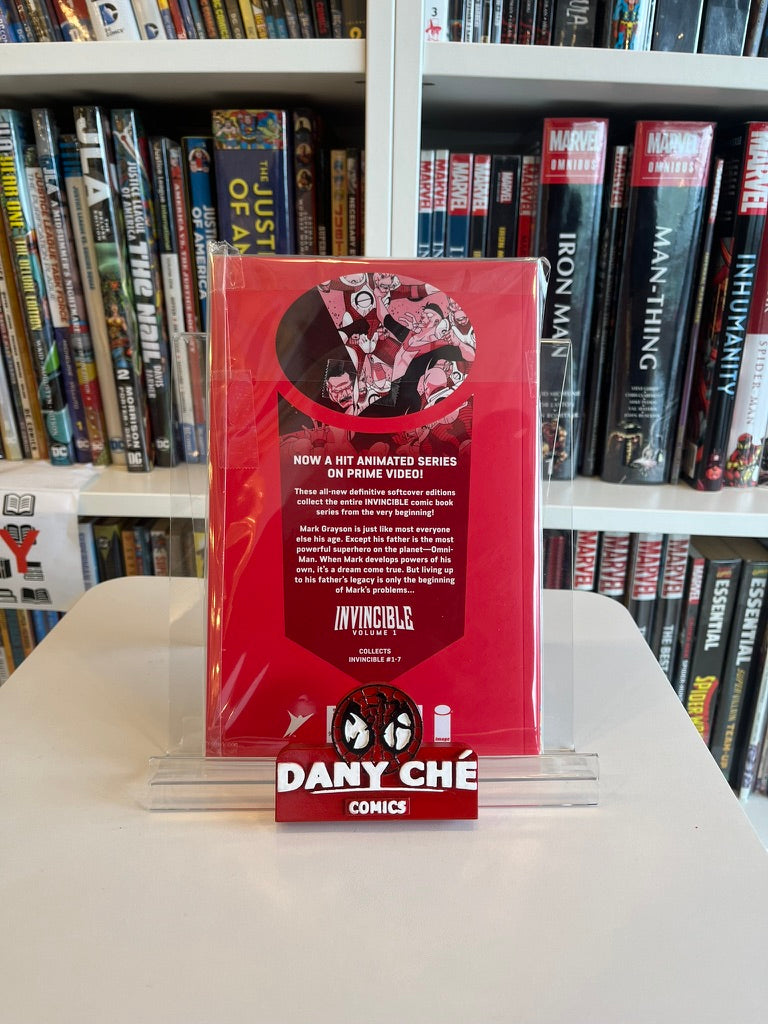 INVINCIBLE VOL.01 NEW EDITION (TP)