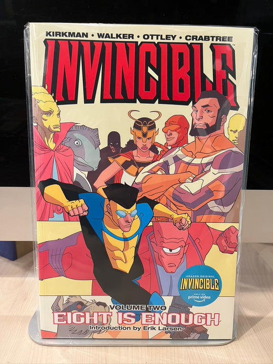 Invincible Volume 2: Eight is Enough (SC)