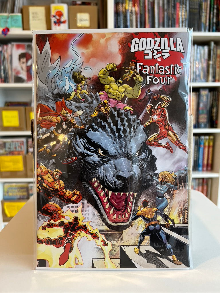 Godzilla Vs Fantastic Four #1 (Leinil Francis Yu - Wraparound Var)