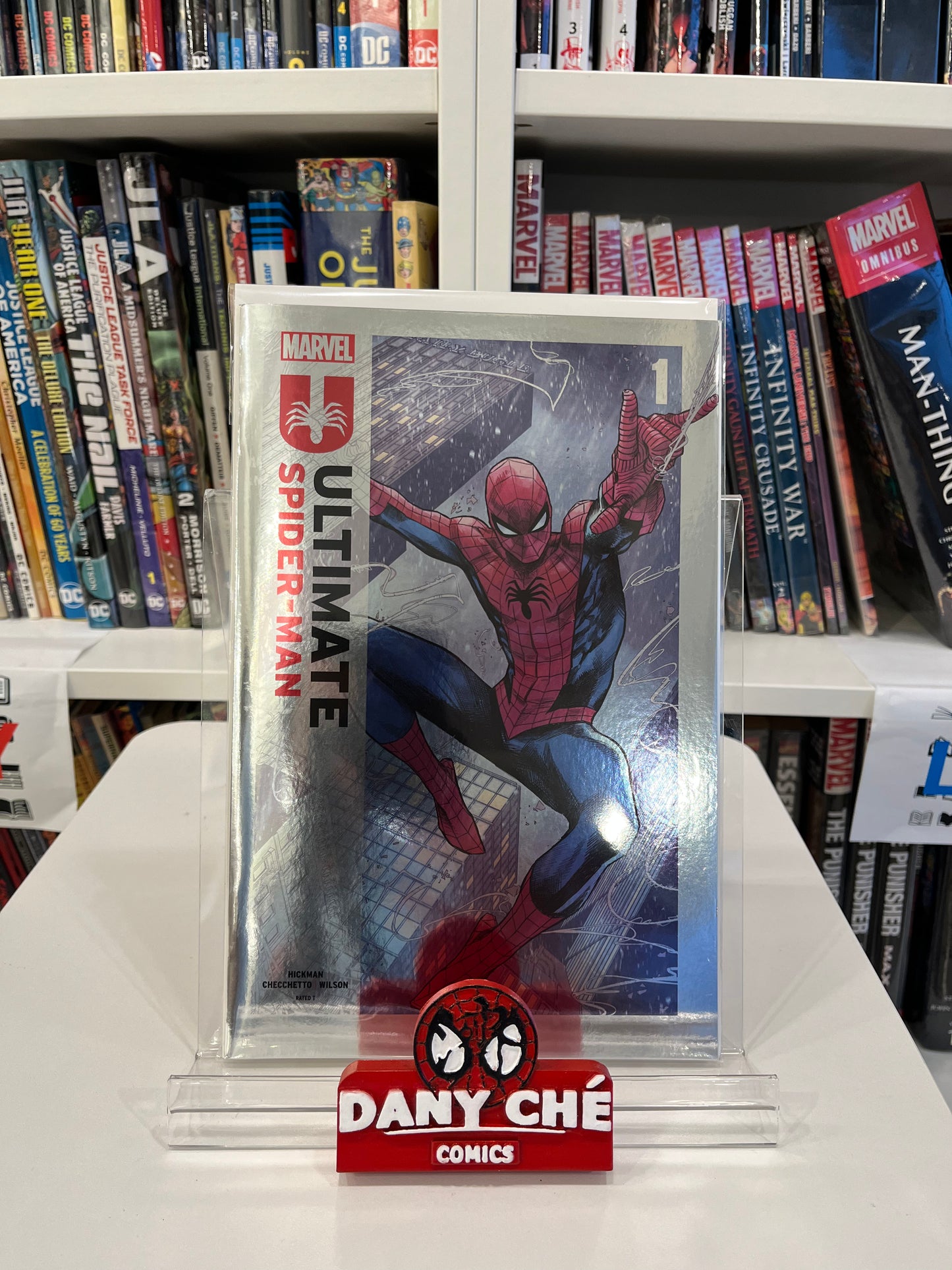 ULTIMATE SPIDER-MAN #1 (2024)  FOIL 2024 NYCC LIMITED TO 2000