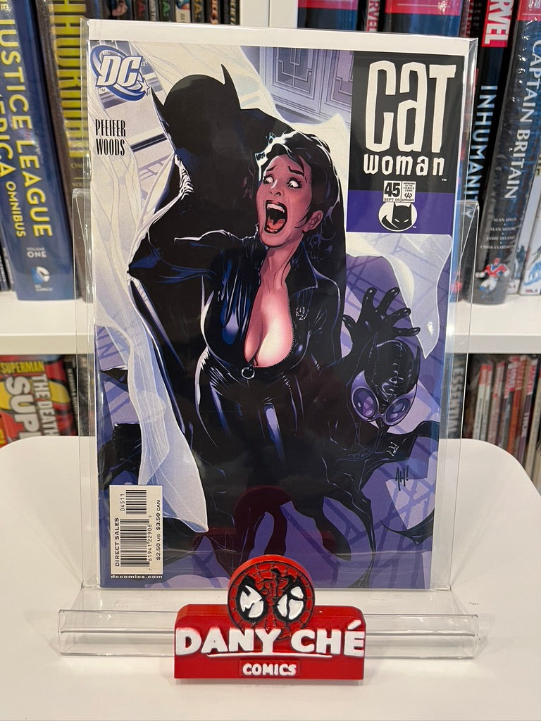 CATWOMAN #45