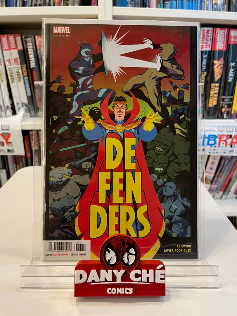 DEFENDERS #4 MAIN CVR