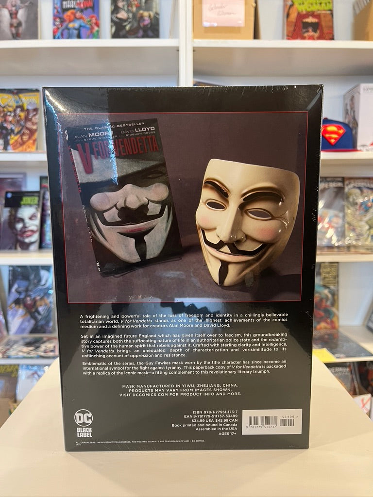 V For Vendetta Book And Mask Set