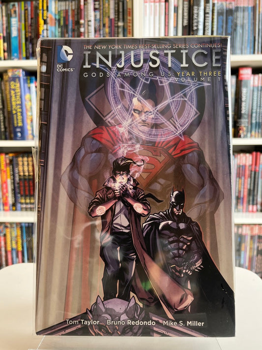 Injustice Gods Among Us : Year Three Vol.1 (HC)