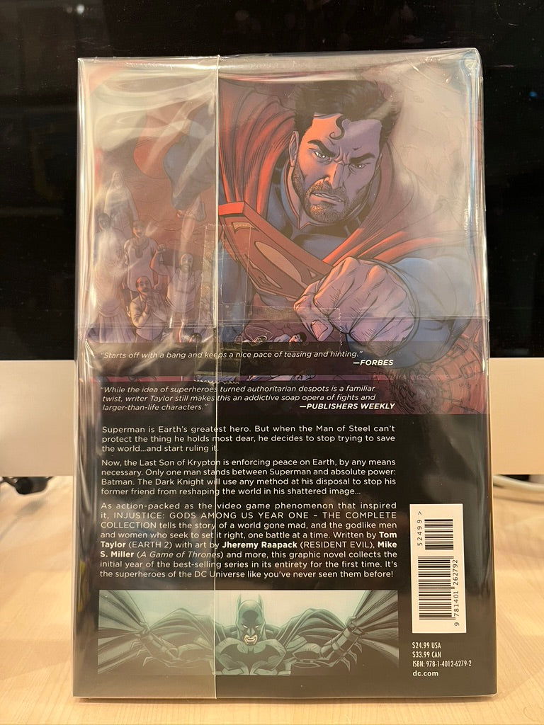 Injustice God Among Us : Year One Complete Collection (SC)