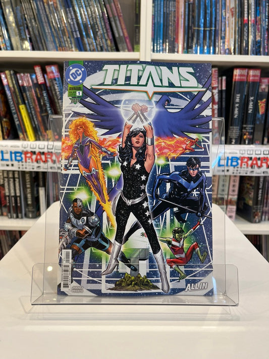 Titans 2025 Annual #1 (Main Cvr)