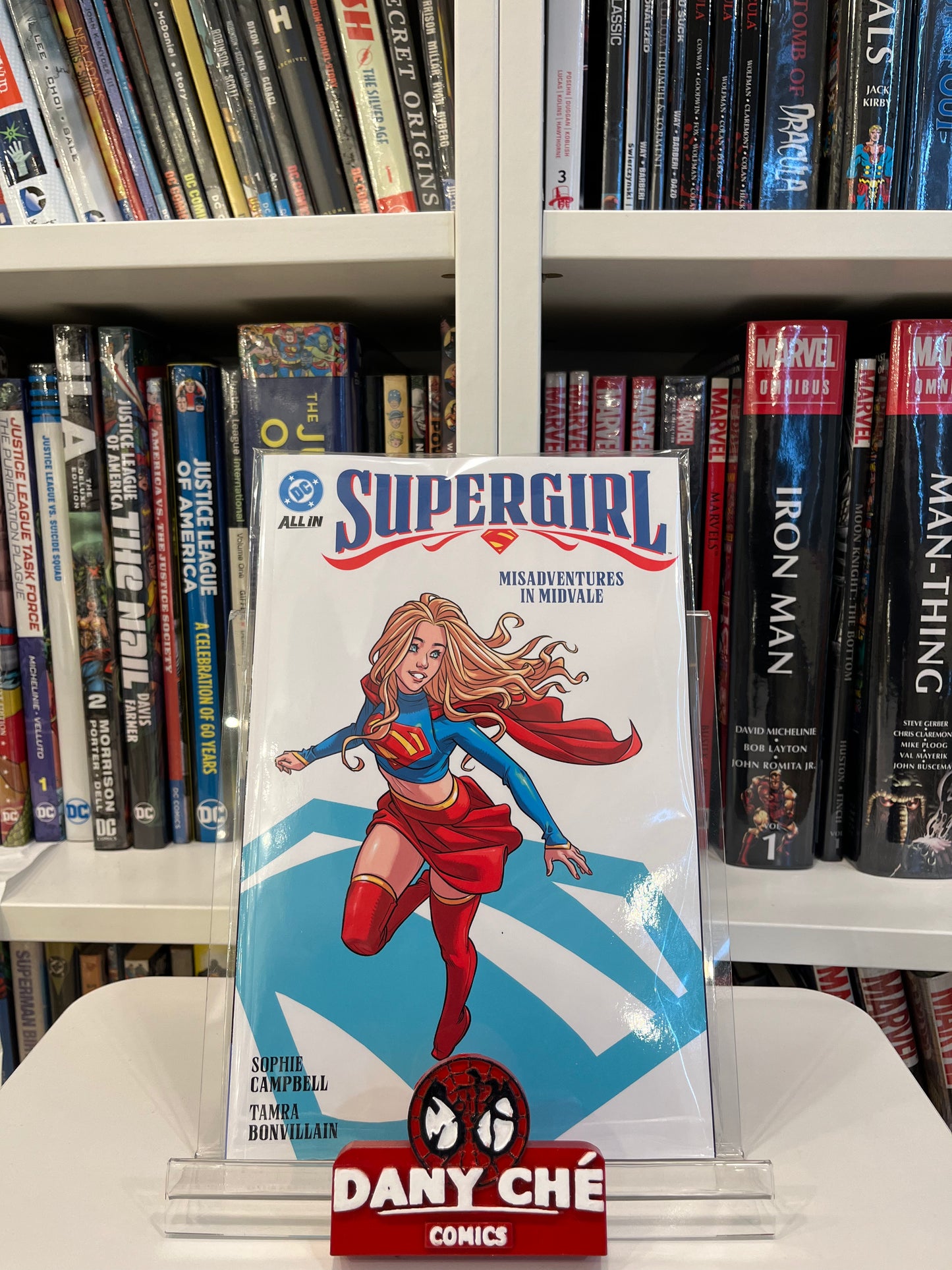 SUPERGIRL VOL.1: MISADVENTURES IN MIDVALE