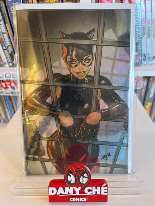 CATWOMAN #51 COMIC KINGDOM CREATIVE DAVID NAKAYAMA VIRGIN FOIL VAR