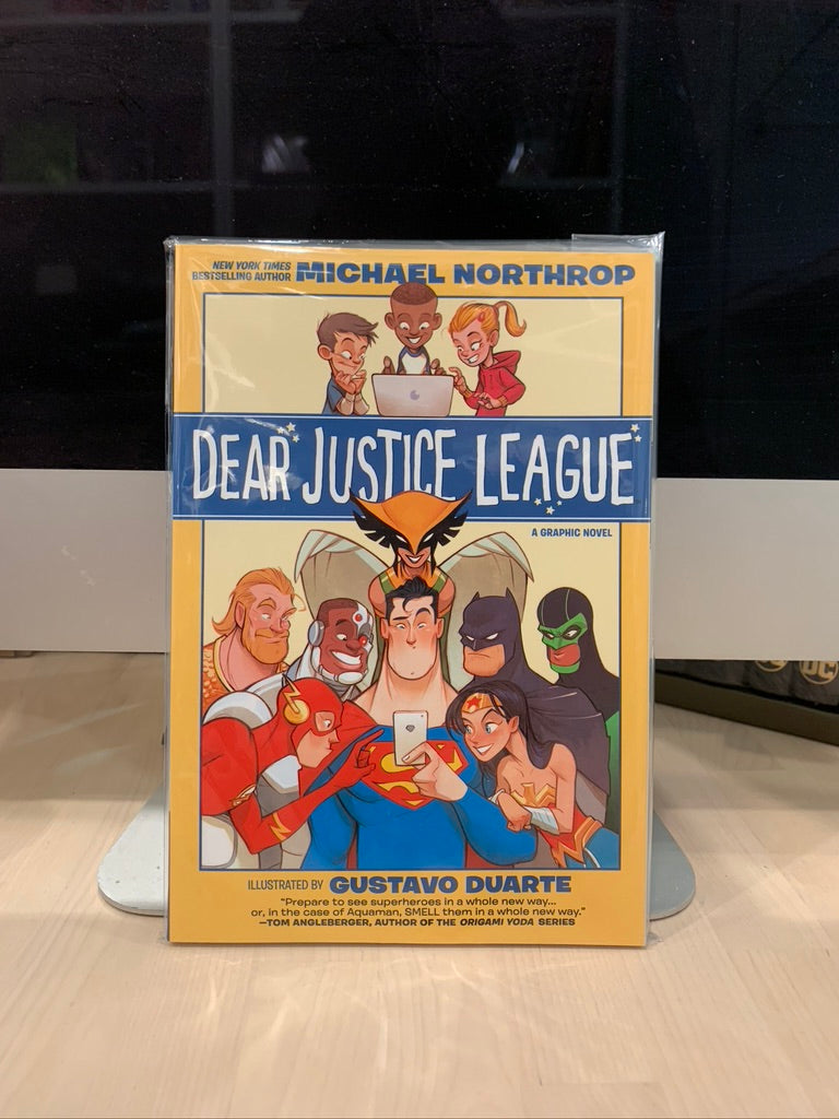 Dear Justice League (Pocket size graphic novel)