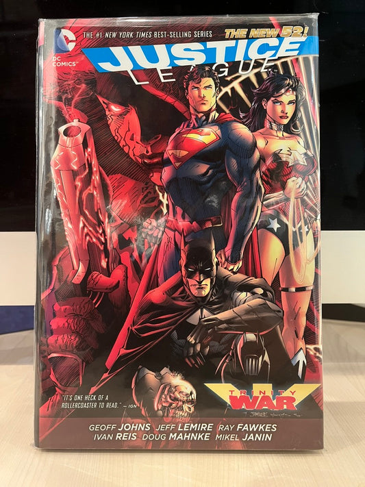 Justice League :  Trinity War (HC)