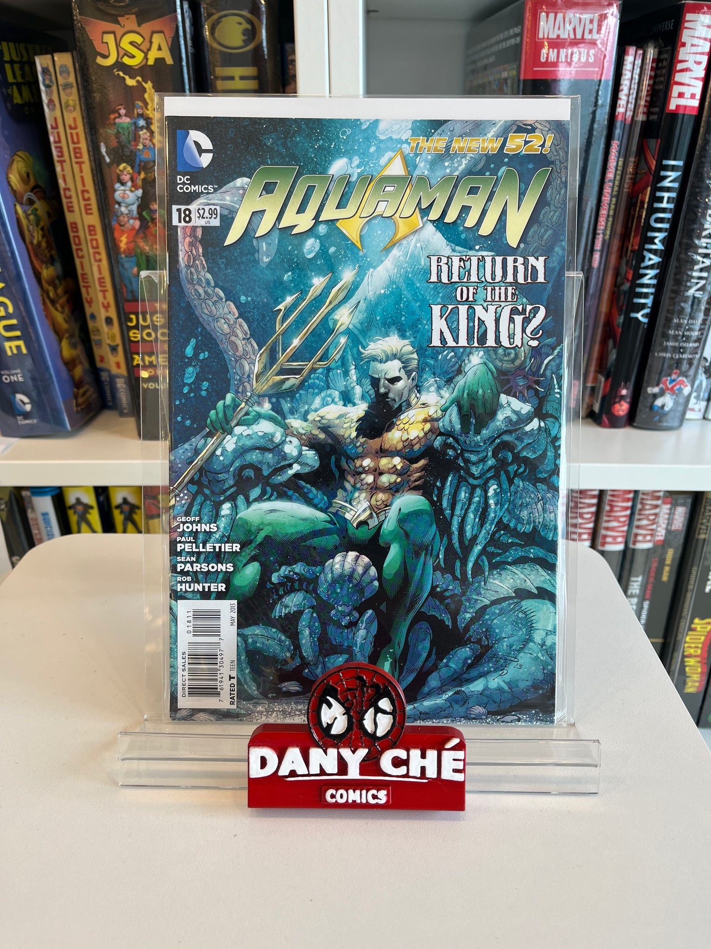 AQUAMAN (2011) #18