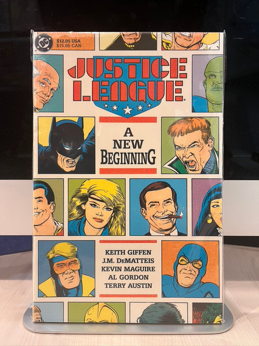 Justice League: A New Beginning (SC)