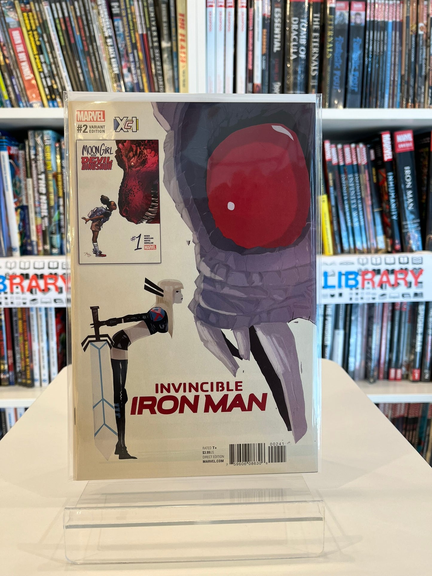 Invincible Iron Man #2 (Campion - XCI - Homage Var)