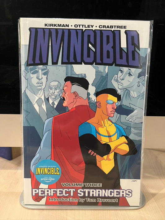 Invincible Volume 3: Perfect Strangers (SC)