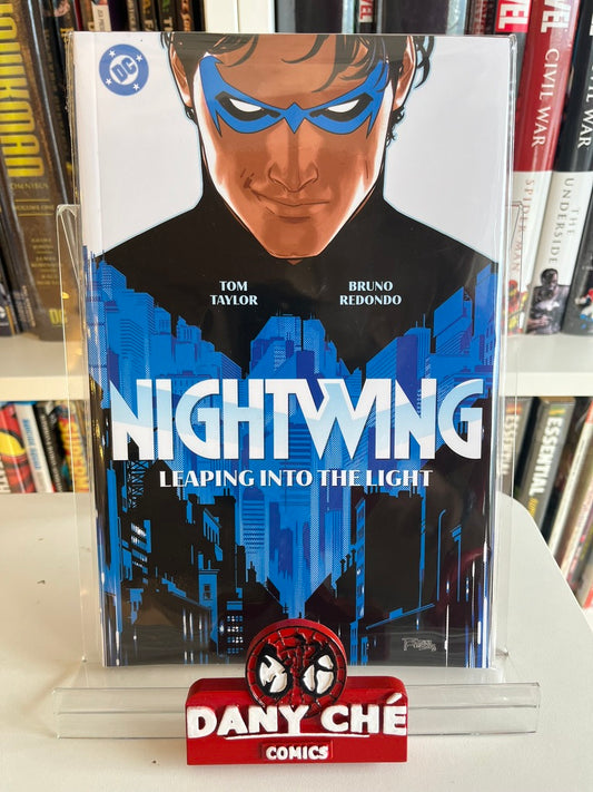 NIGHTWING VOL.1 LEAPING INTO THE LIGHT (TP)