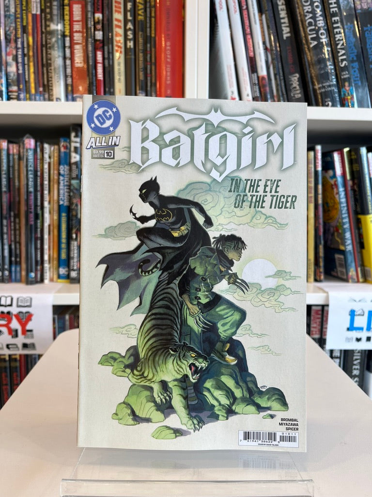 Batgirl #10 (Main Cvr)