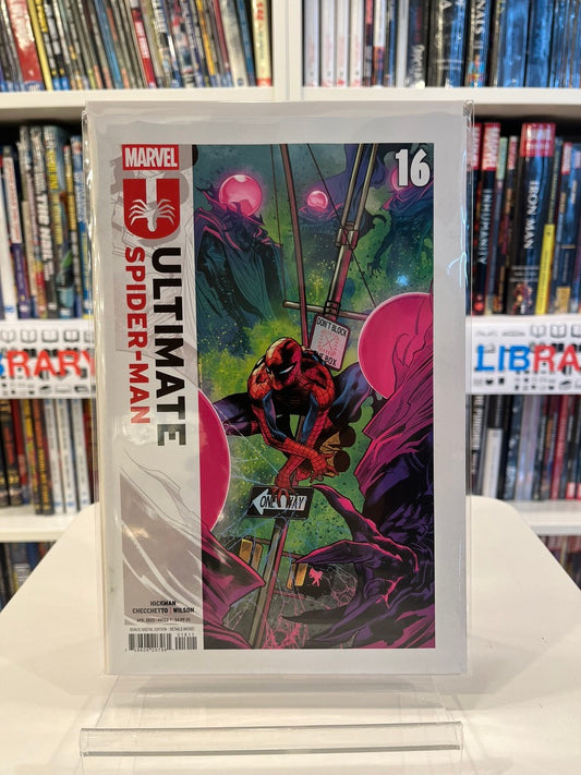 Ultimate Spider-Man #16 (Main Cvr)