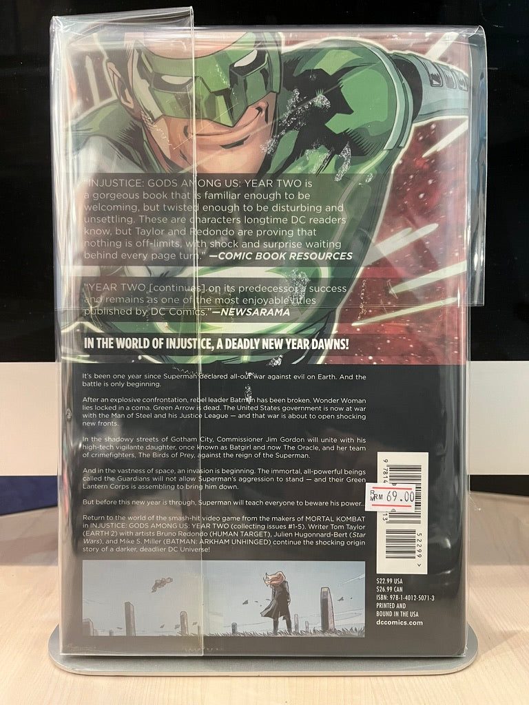 Injustice God Among Us : Year Two Vol.1 (HC)