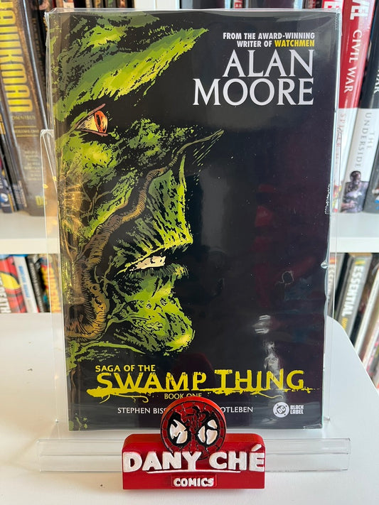 SAGA OF THE SWAMP THING BOOK 01 (TP)