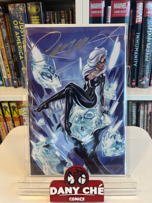 BLACK CAT (2019) #8 J SCOTT CAMPBELL VIRGIN VAR (SIGNED WITH COA)