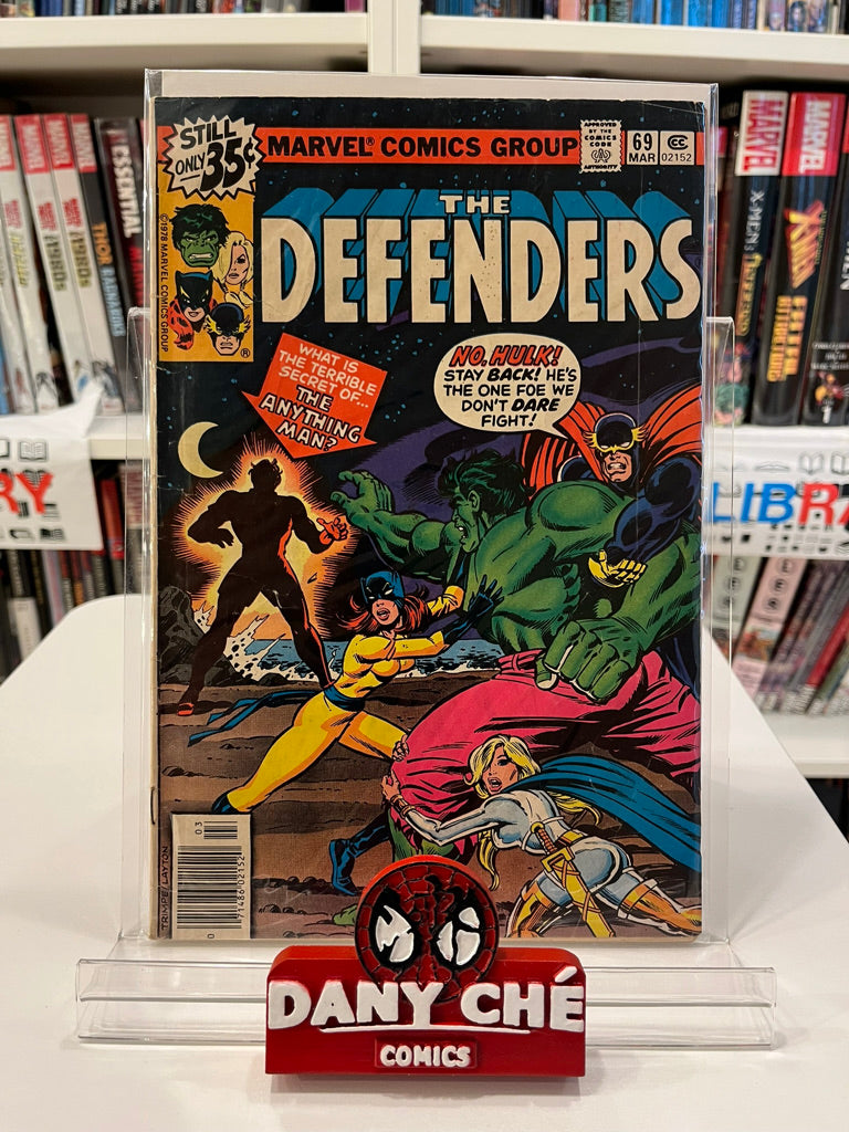 THE DEFENDERS #69 MAIN CVR