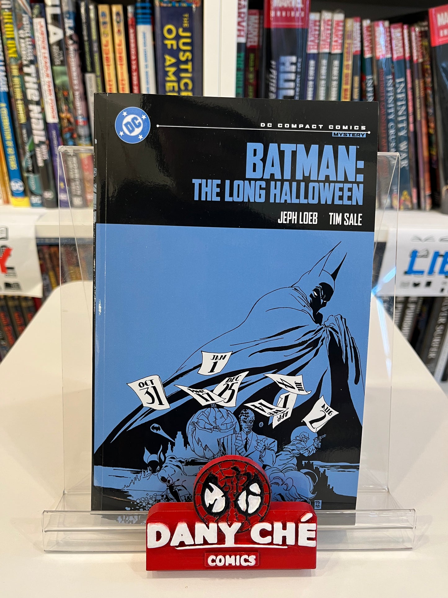 BATMAN THE LONG HALLOWEEN TP ( DC COMPACTS EDITION)