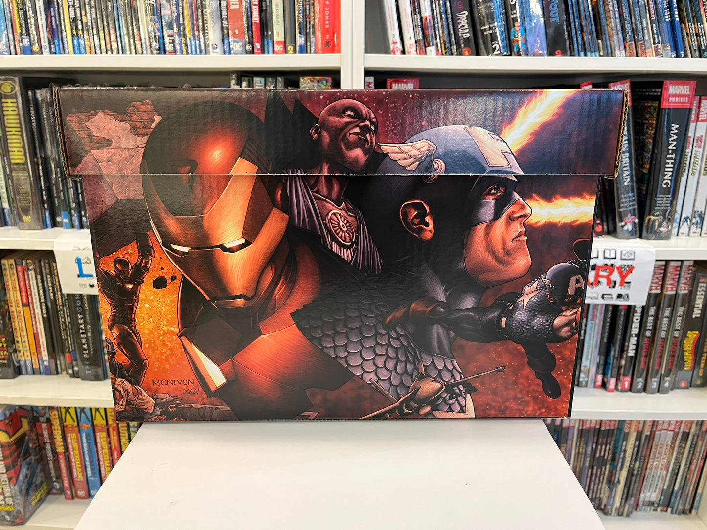 MARVEL GRAPHIC COMIC BOX: CIVIL WAR