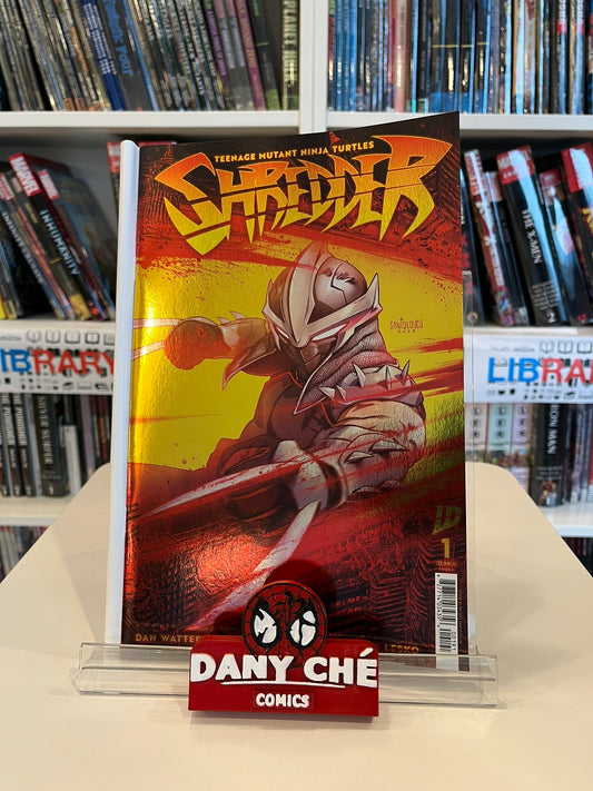 TEENAGE MUTANT NINJA TURTLES: SHREDDER #1 MATEUS SANTOLOUCO FOIL VAR